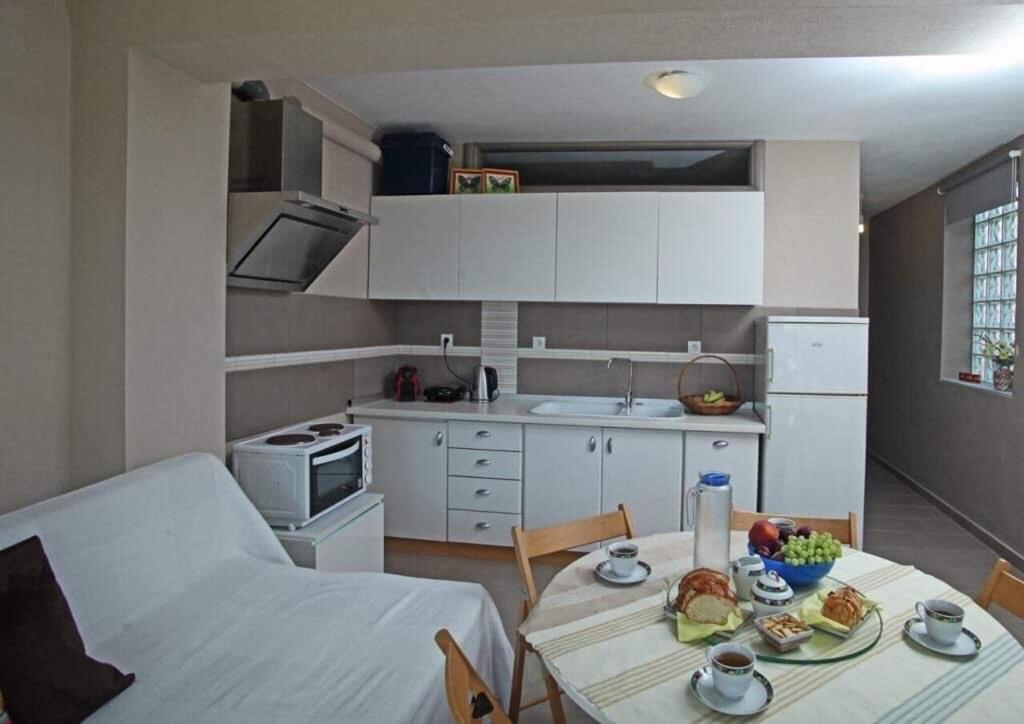 See To Sea Apartments Paralia Dionysiou Exterior foto