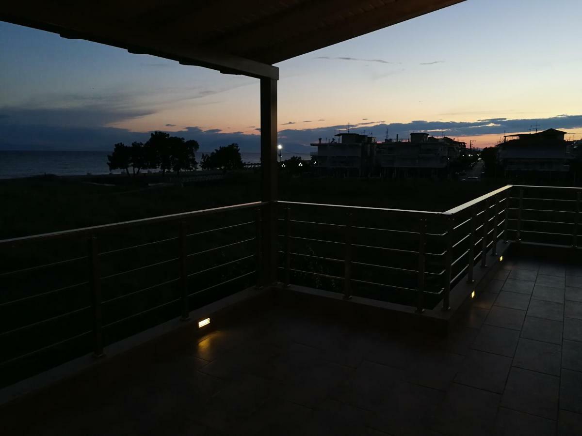See To Sea Apartments Paralia Dionysiou Exterior foto