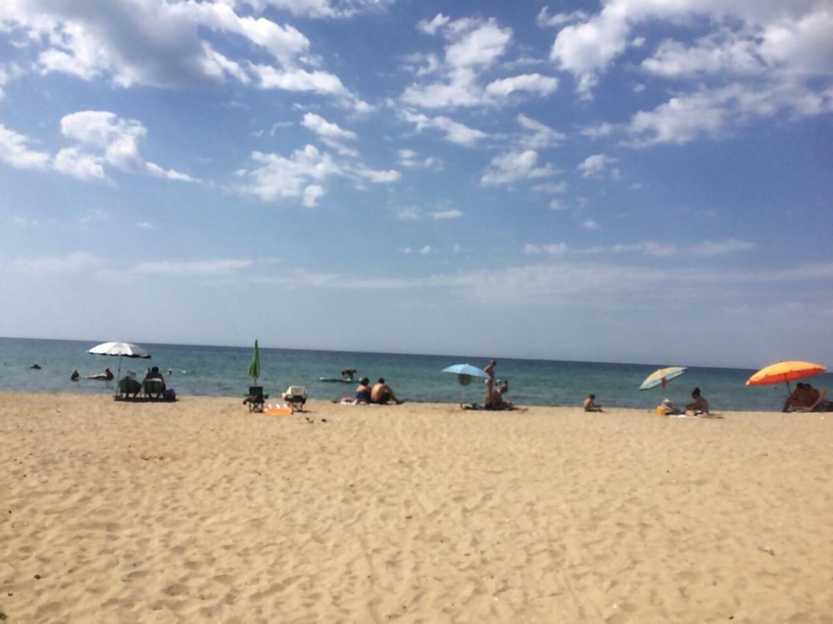 See To Sea Apartments Paralia Dionysiou Exterior foto