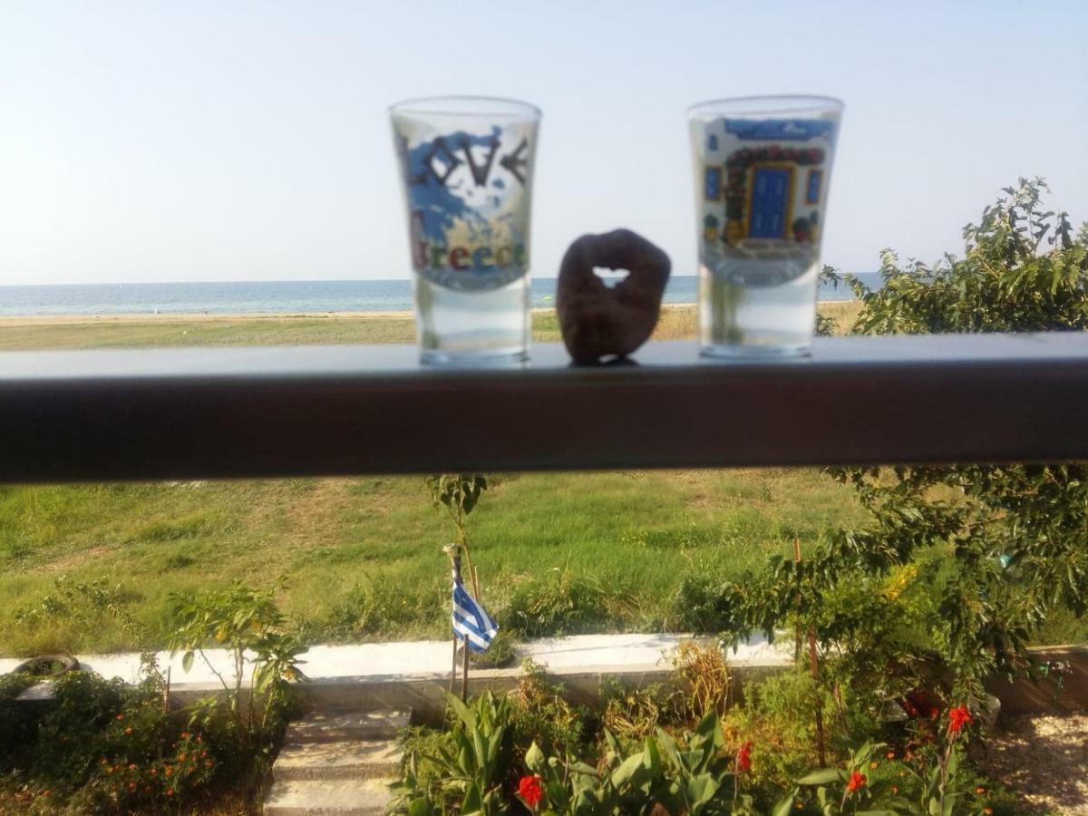 See To Sea Apartments Paralia Dionysiou Exterior foto