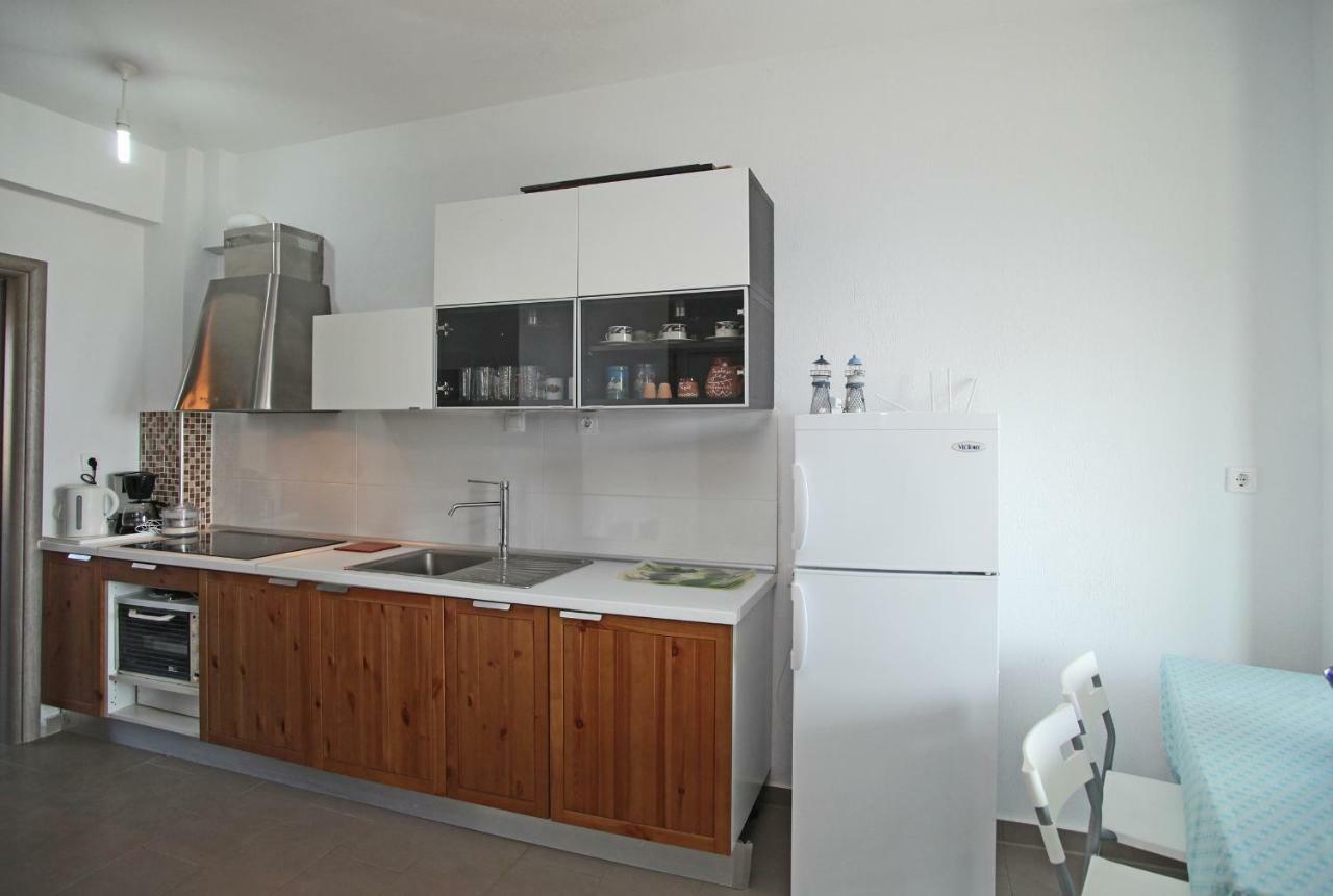 See To Sea Apartments Paralia Dionysiou Exterior foto