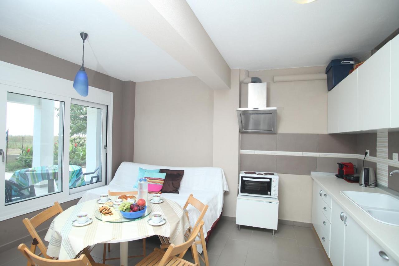 See To Sea Apartments Paralia Dionysiou Exterior foto
